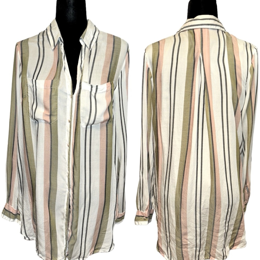 Suzy Shier Stripped Blouse w 2 Front Pockets